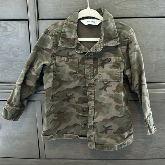 Camo utility style button down - Picture 1 of 3